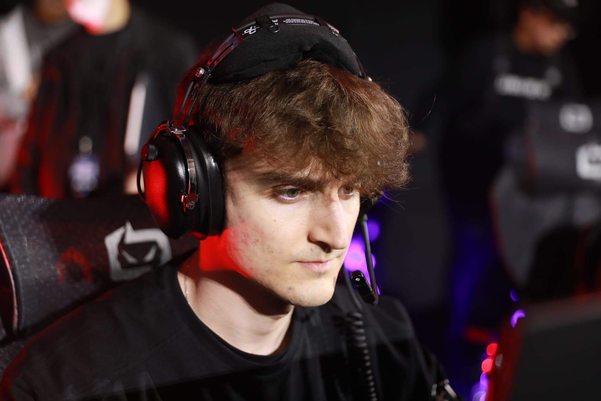 Virtus.pro and 1234 send a message