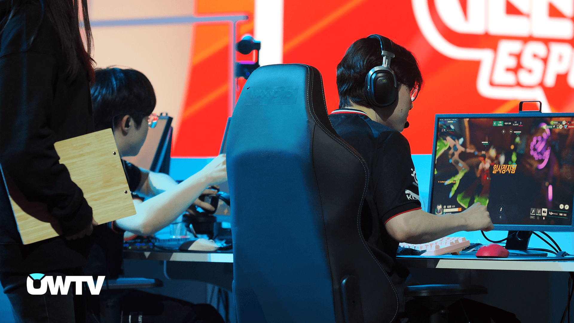 Jasm1ne and T1 get the job done as Geekay leave early.