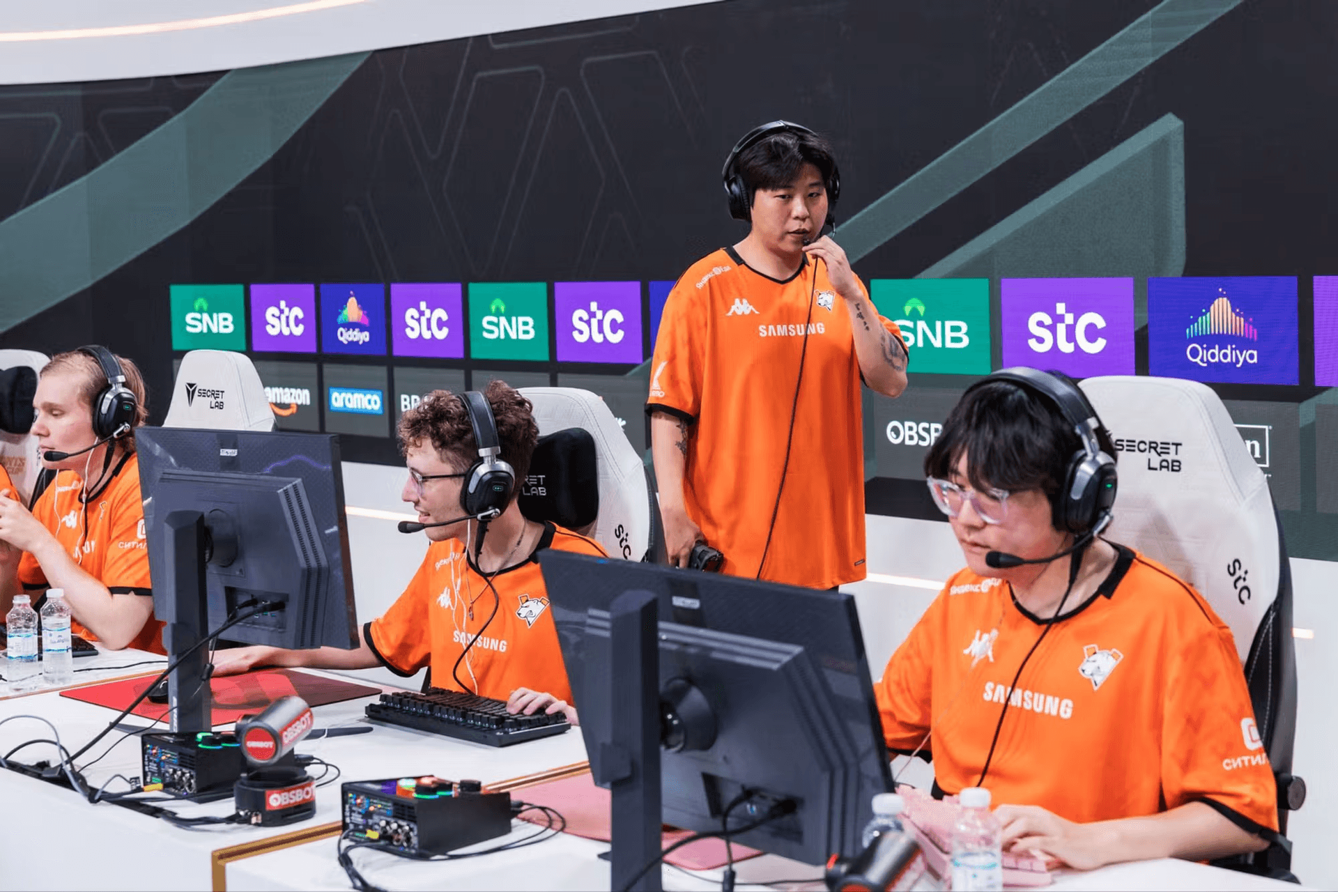 Virtus.pro at the 2025 Midseason Championship. Photo by Esports World Cup.