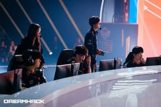 Crazy Raccoon stay unbeaten as T1 stumble again in OWCS Korea